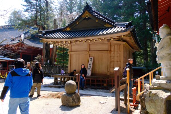 Futarasan Shrine: A Modest Sanctuary Beside the Splendor of Toshogu