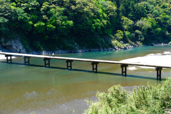 Shimanto River and the Chinka Bridges: Where Clear Streams and Scenic Landscapes Meet